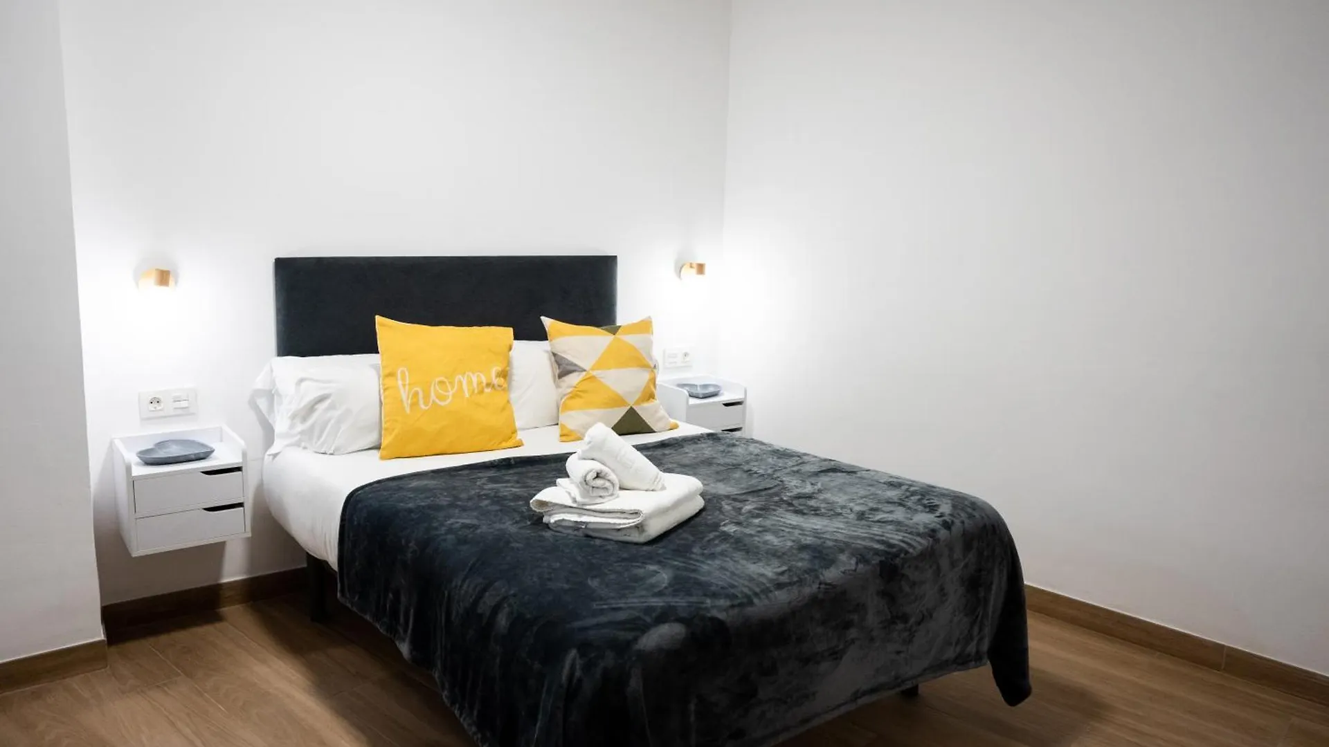 Fun Building Apartments By Homeabout Málaga